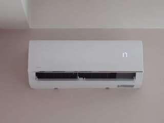 Гостевой дом Guesthouse Hillside Тбилиси Классический четырехместный номер-12